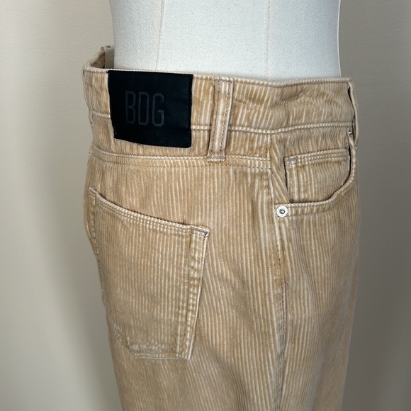 BDG Stone Color Corduroy Mom Pants size 28 - Picture 8 of 12